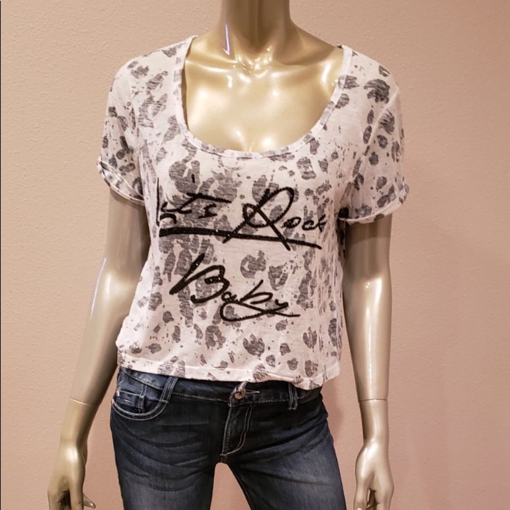 Small GUESS top‼️